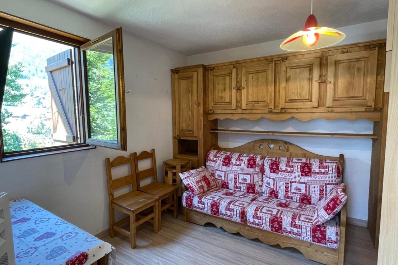 אוש Vue Des "Chavants" Studio 20 M With Balcony מראה חיצוני תמונה